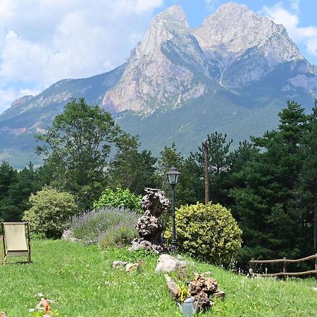 فندق L'Indret Del Pedraforca Adults Only Saldés المظهر الخارجي الصورة