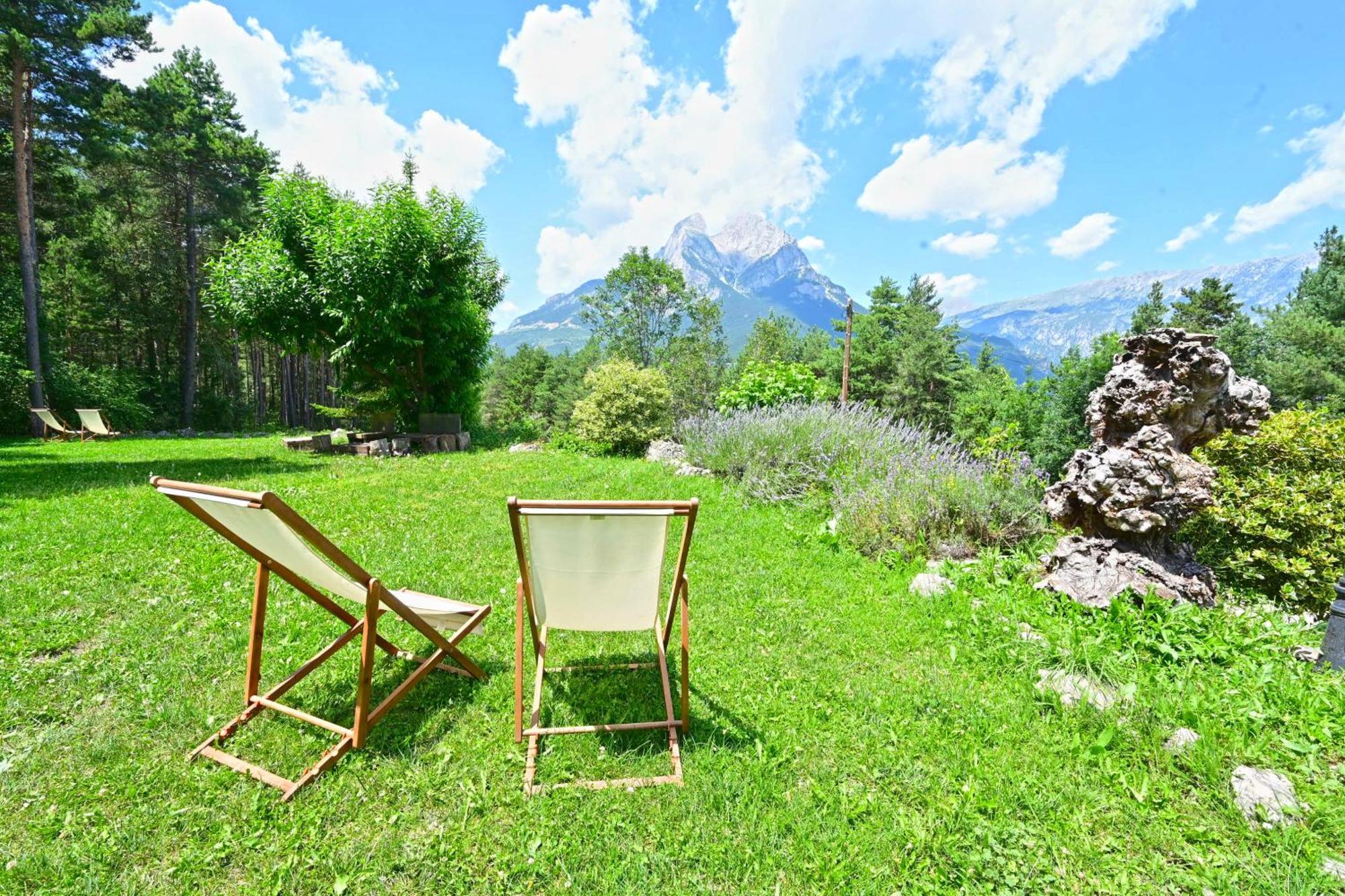 فندق L'Indret Del Pedraforca Adults Only Saldés المظهر الخارجي الصورة